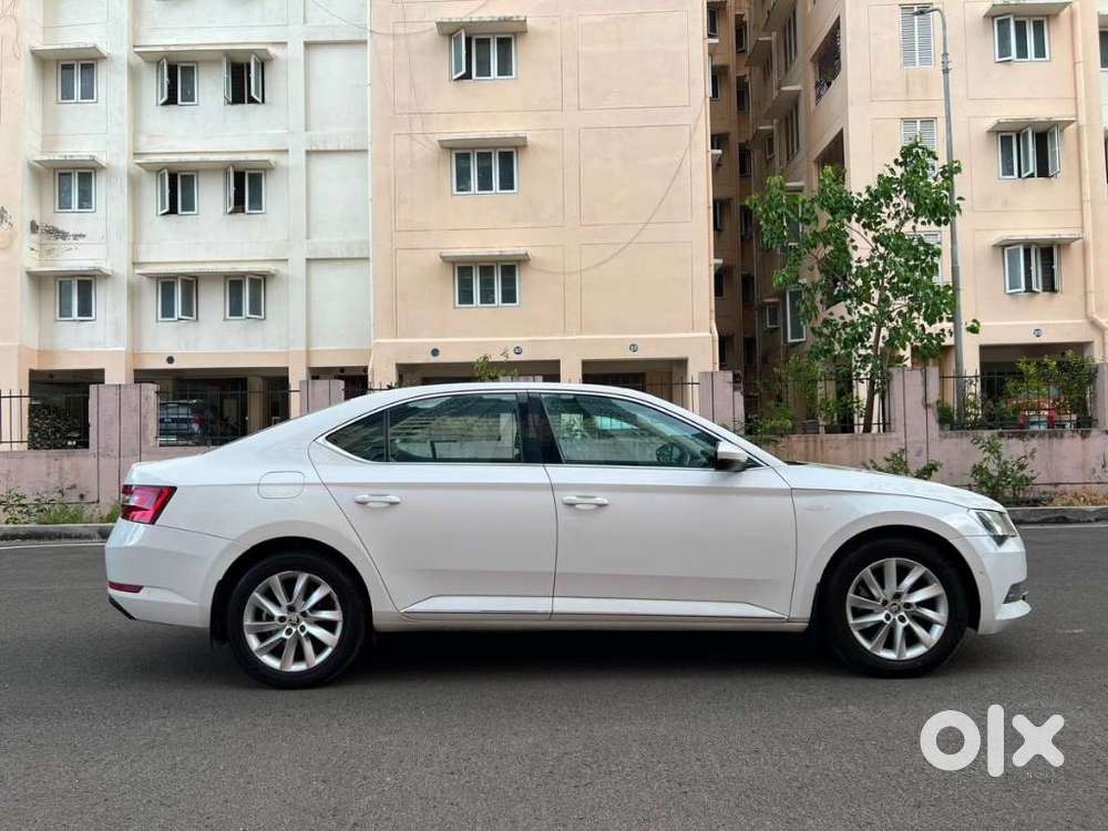 Skoda Superb 2.0 L&k Tsi At, 2018, Petrol