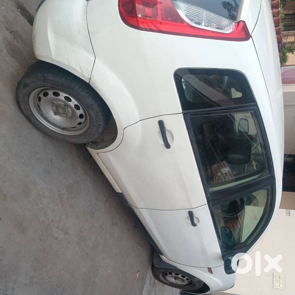 Ford Figo 2012 - Diesel