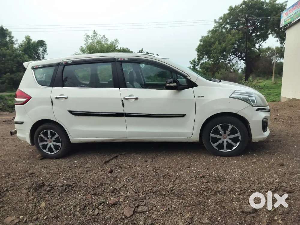 Maruti Suzuki Ertiga 2016 Diesel 131111 Km Driven
