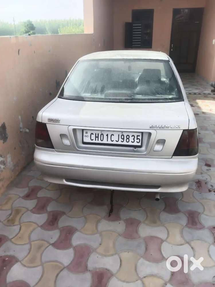 Maruti Suzuki Esteem 2007