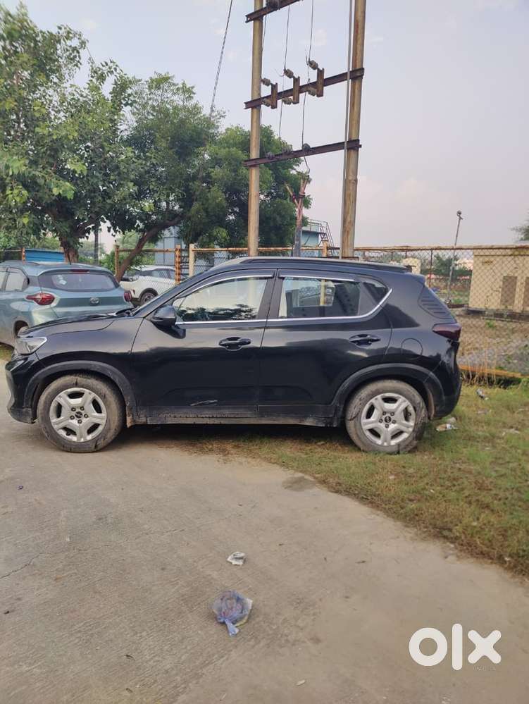 Kia Sonet Petrol 2022