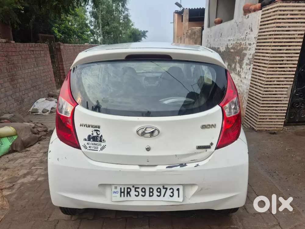 Hyundai Eon Magna 2013
