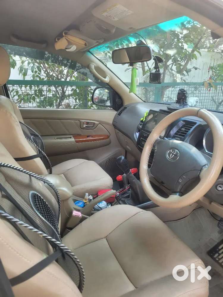 Army Officer Owned (second Owner) Fortuner 4x4 Manual/ Hp Registered
