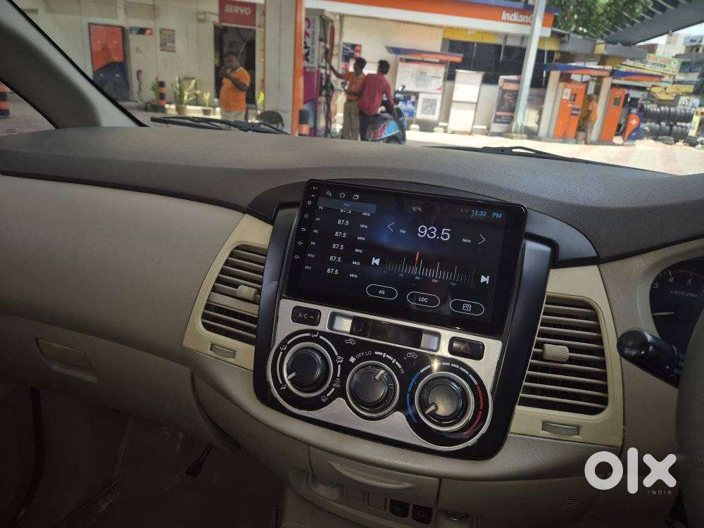Toyota Innova 2.5 G (diesel) 8 Seater, 2014, Diesel