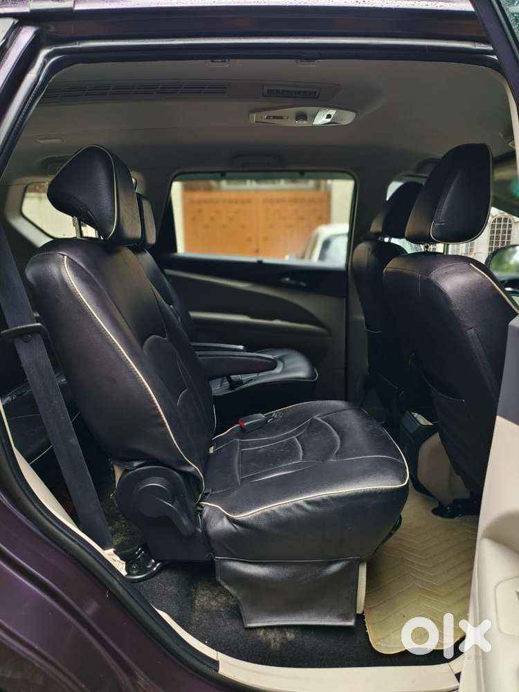 Mahindra Marazzo M8, 2018, Diesel