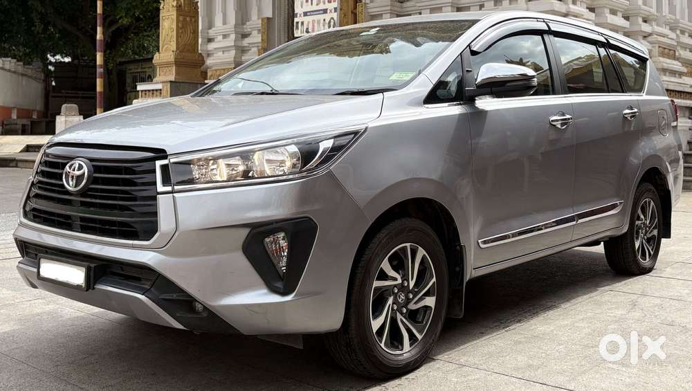 Toyota Innova Crysta [2020-ongoing] 2.7 Gx Mt 8 Str, 2022, Diesel