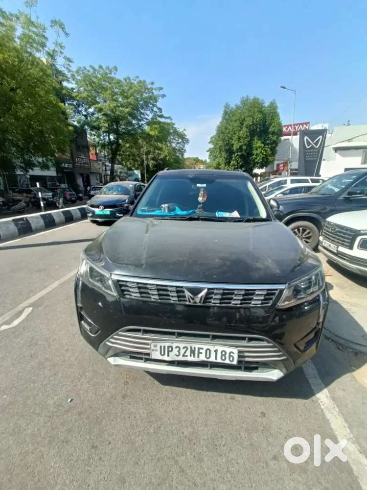 Mahindra Xuv300 2022 Petrol Well Maintained