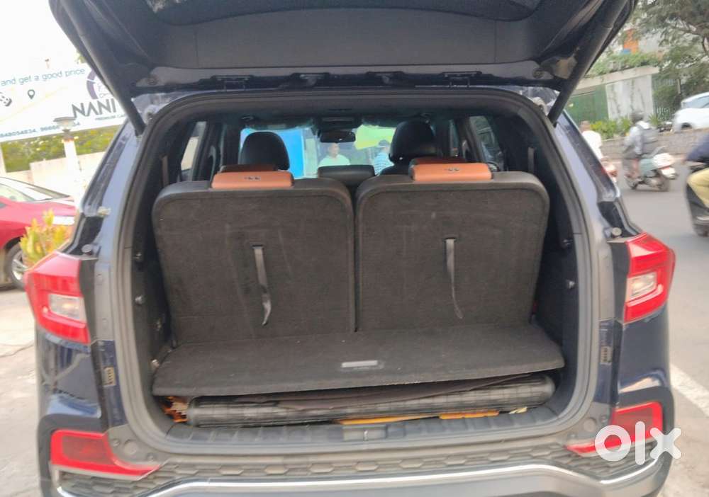 Mahindra Alturas G4 4x2 At, 2022, Diesel