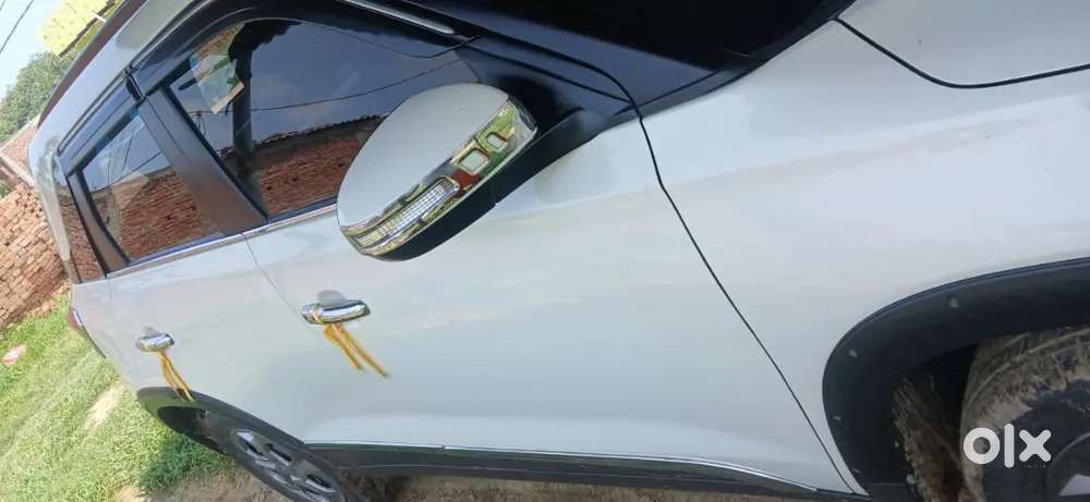 Maruti Suzuki Brezza 1.5 Vxi 2022
