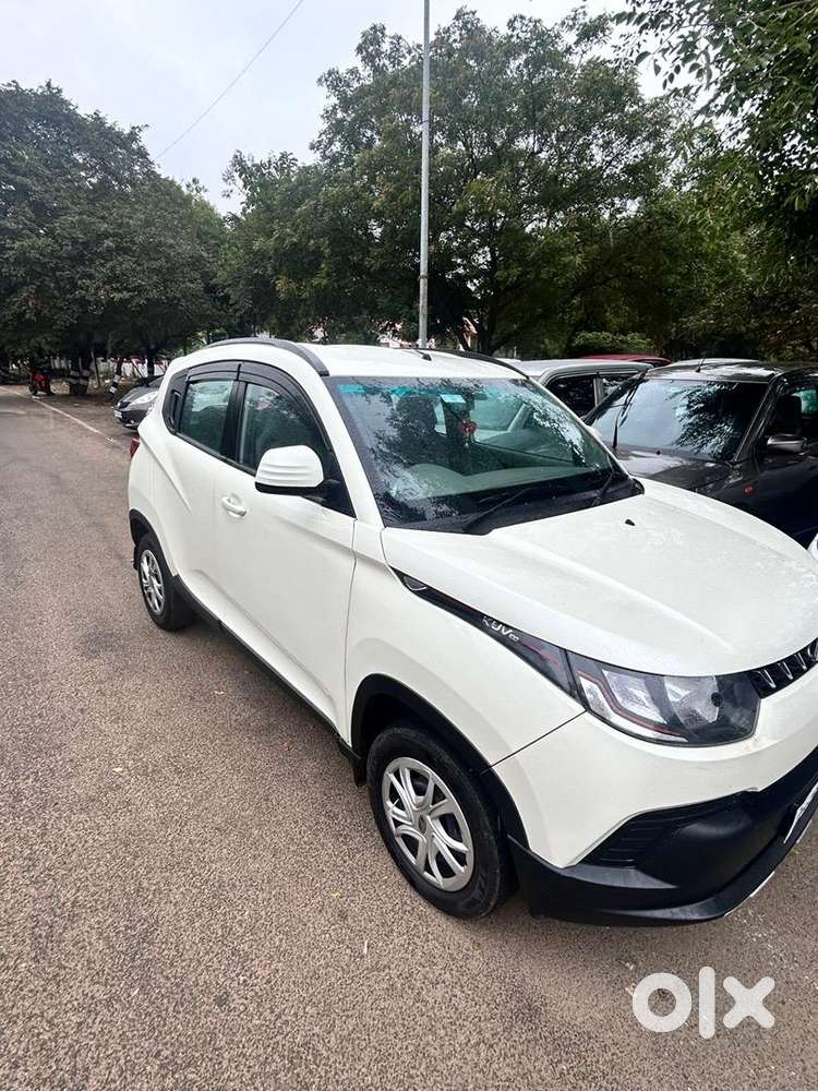 Urgent Sale Mahindra Kuv 100 2016 Petrol Good Condition