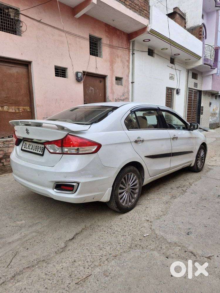 Maruti Suzuki Ciaz 1.5 Alpha Shvs Mt, 2018, Petrol