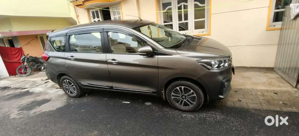 Maruti Suzuki Ertiga Zxi 2023 Plus