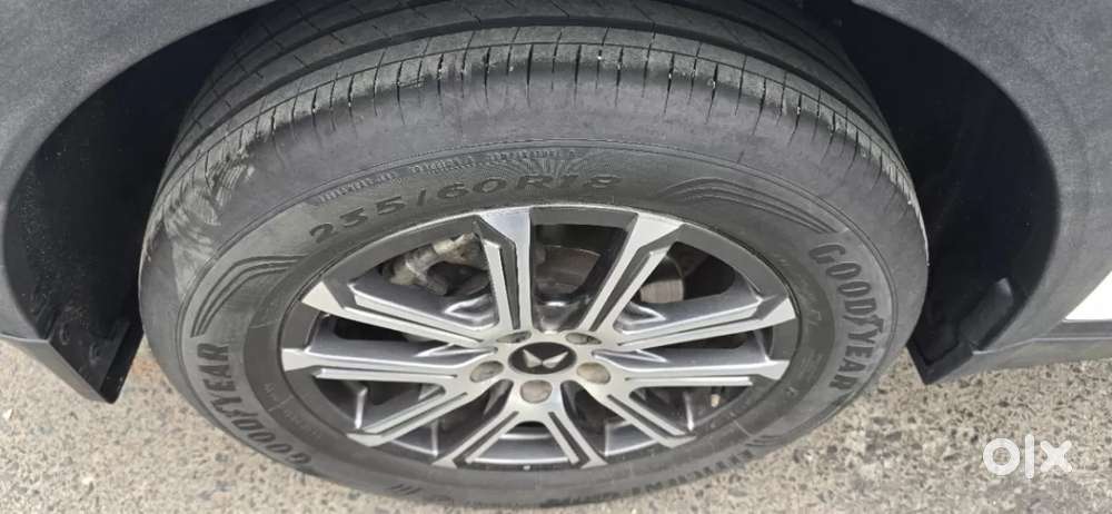 Mahindra Xuv700 2.2 Ax 7 Diesel At Luxury Pack Str, 2024, Diesel