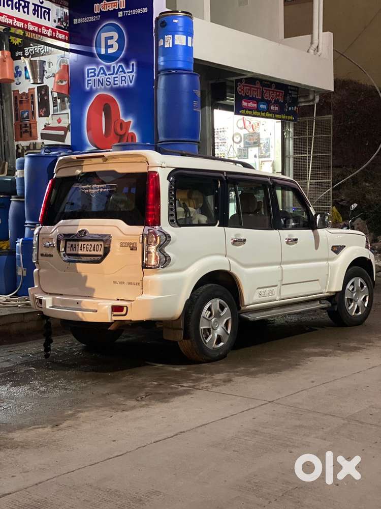 Mahindra Scorpio S4 Pluse  2015 Diesel Manual
