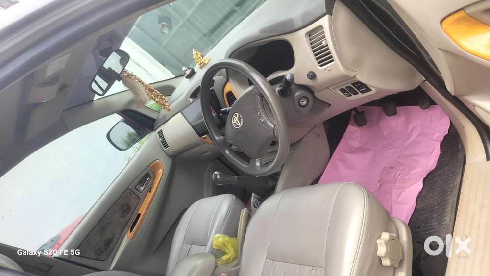 Toyota Innova 2.0 Vx 7 Str Bs-iv, 2011, Diesel