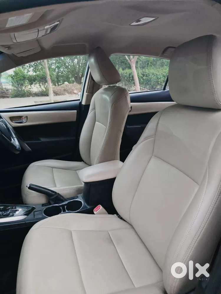 Toyota Corolla Altis 1.8 G Cvt, 2016, Petrol