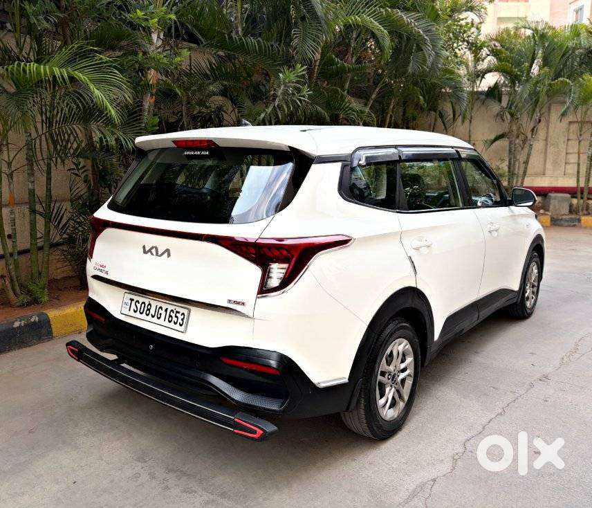Kia Carens 1.4 Premium Turbo 7 Str, 2022, Petrol