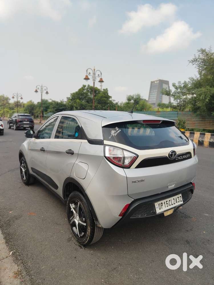 Tata Nexon 1.2 Revotron Xm (s), 2017, Diesel