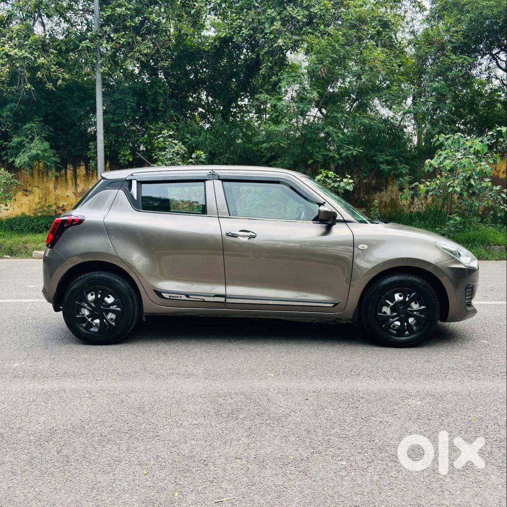 Maruti Suzuki Swift Lxi Option, 2022, Petrol