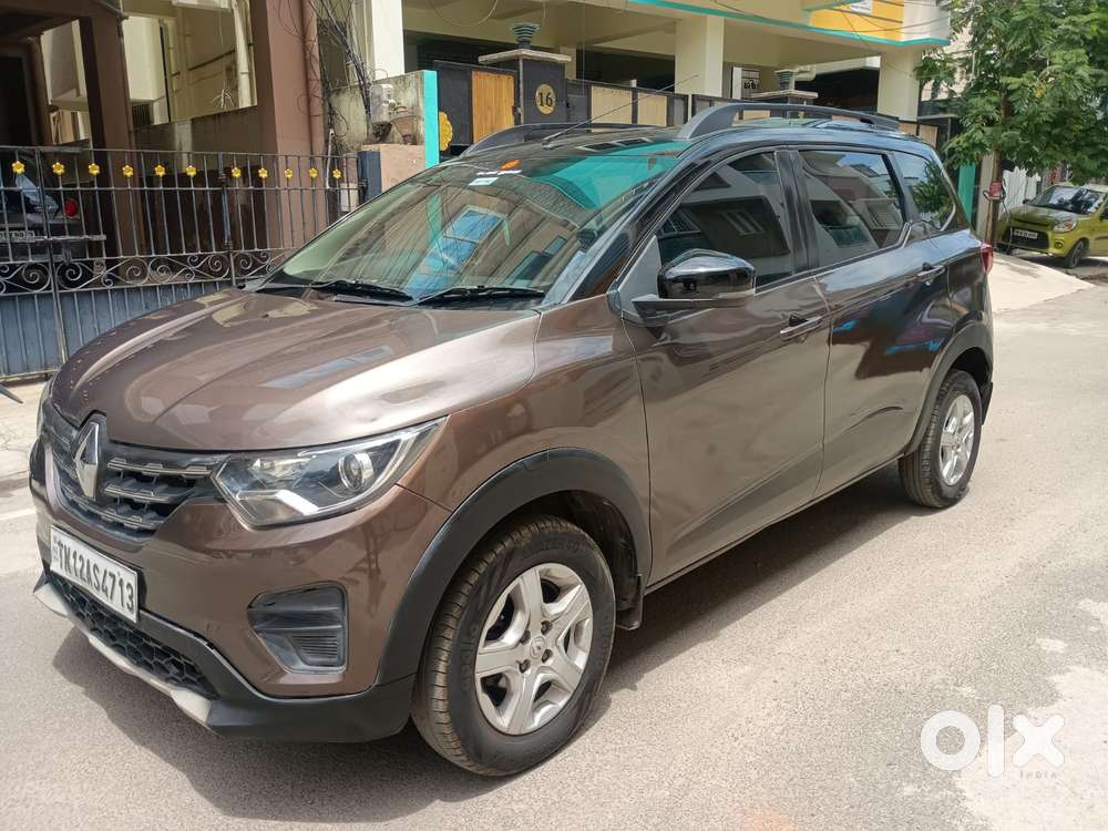 Renault Triber Rxt, 2022, Petrol