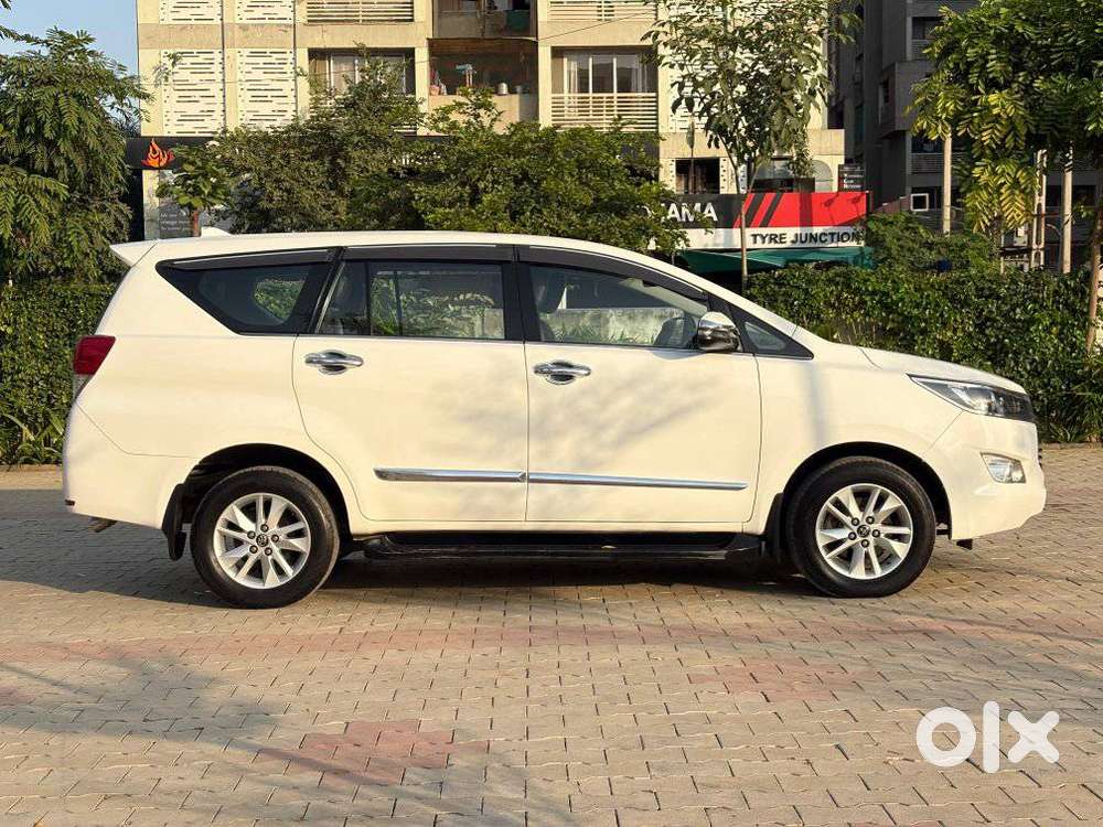 Toyota Innova Crysta 2.4 Vx Mt, 2018, Diesel