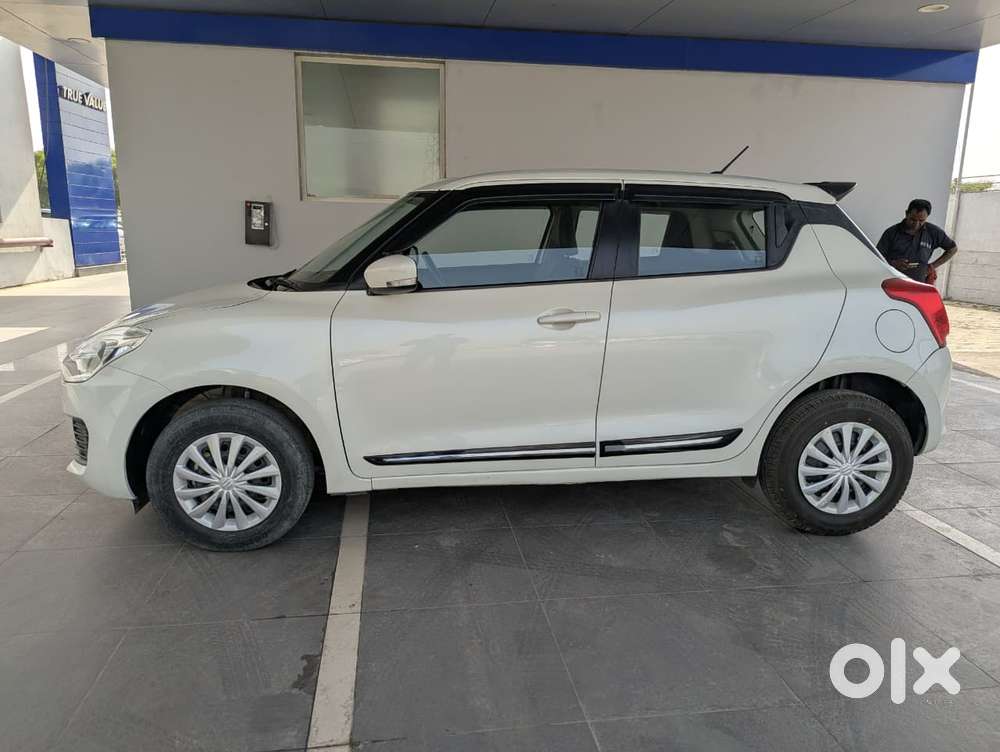 Maruti Suzuki Swift Vxi Optional, 2023, Petrol