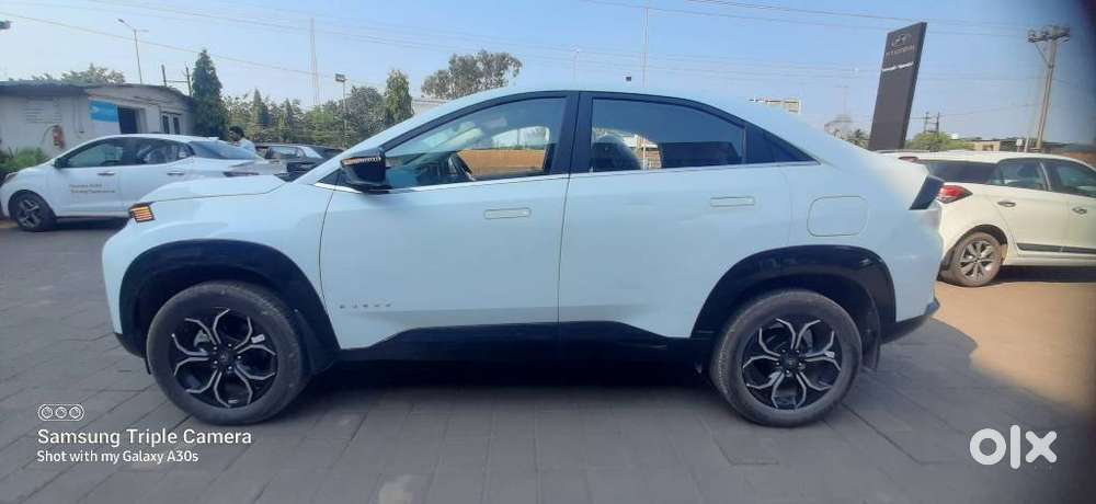 Tata Curvv S 1.2 Revotron Petrol 6mt, 2025, Petrol