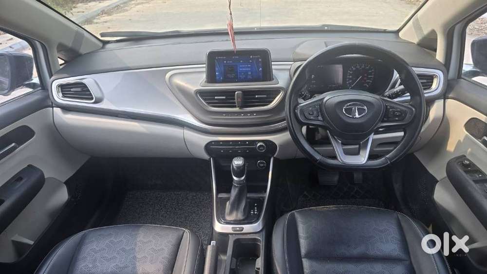 Tata Altroz 1.2 Xza Plus, 2022, Petrol