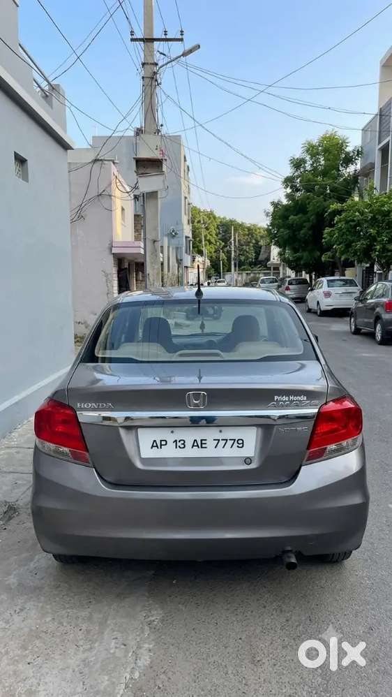 Honda Amaze 1.5 V 2013
