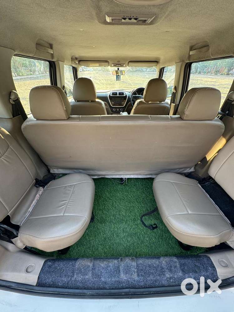 Mahindra Tuv 300 T8, 2015, Diesel