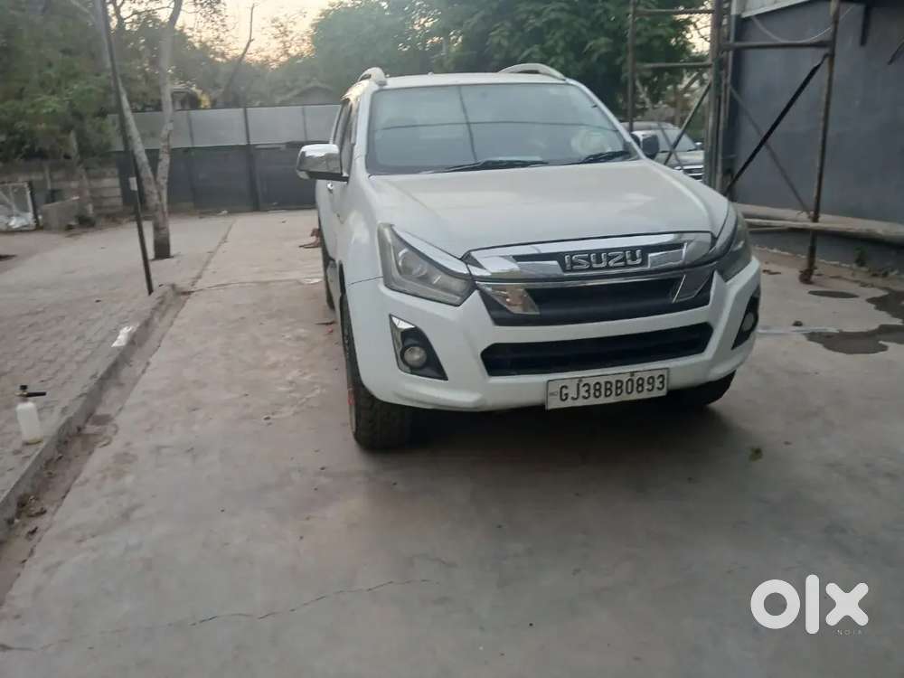 Isuzu V-cross