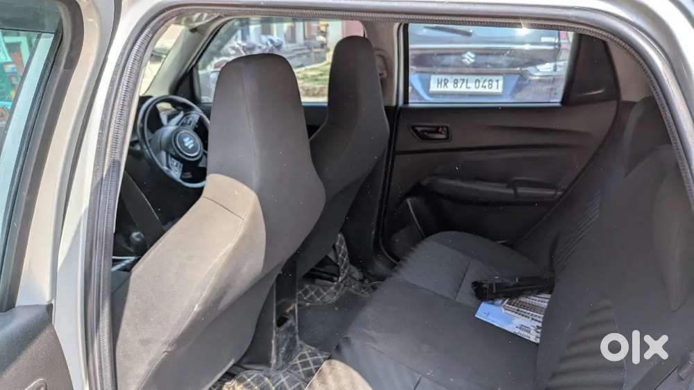 Maruti Suzuki Swift 2023 Petrol 42500 Km Driven