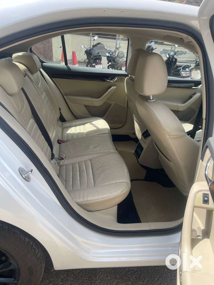 Skoda Octavia 2013-2017 Elegance 1.8 Tsi At, 2016, Petrol