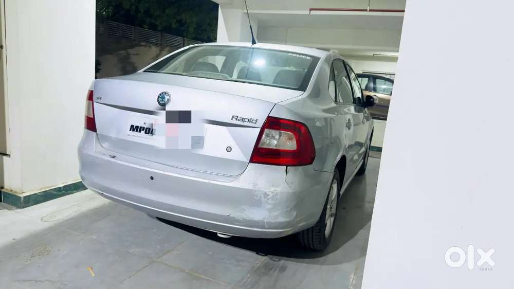 Skoda Rapid 2011 Petrol 65000 Km Driven