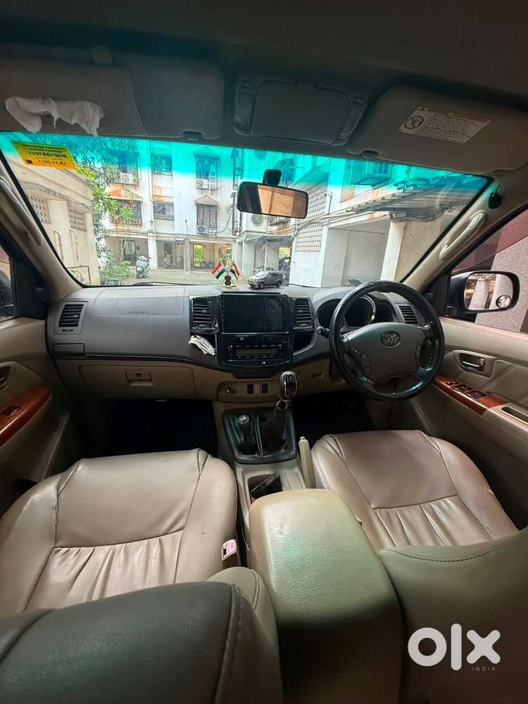 Toyota Fortuner Diesel 2011