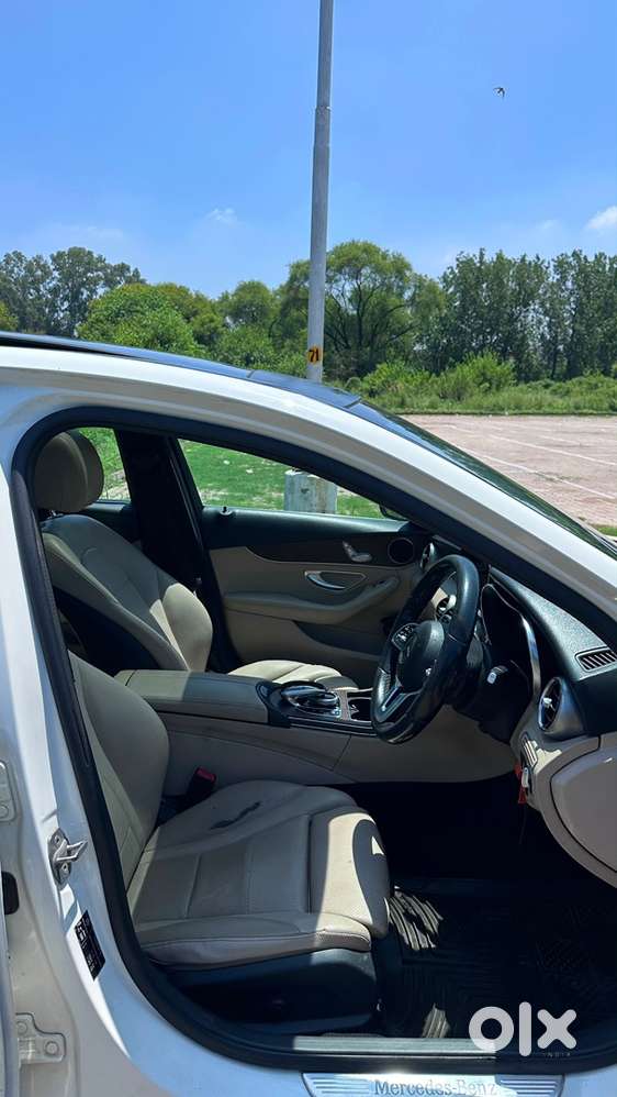 Mercedes-benz C-class 2019