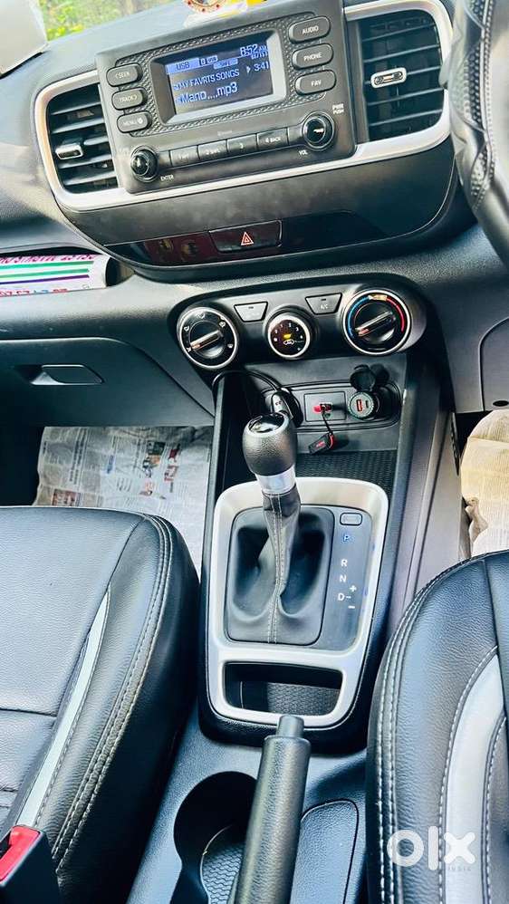 Hyundai Venue 2019 Petrol 45000 Km Driven