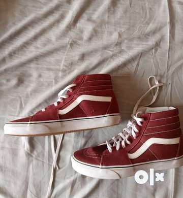 Maroon vans outlet price