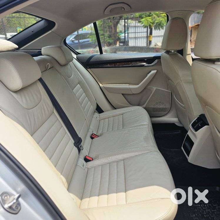 Skoda Octavia Ambition 1.8 Tsi At, 2017, Petrol