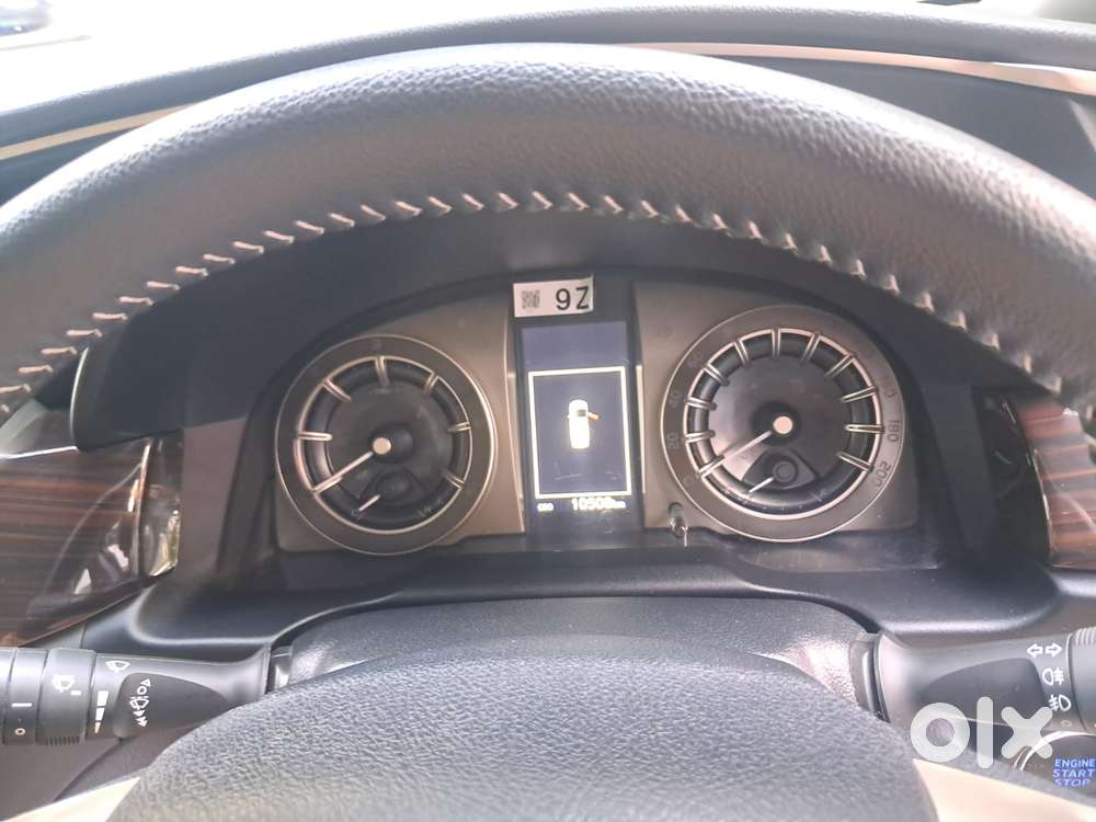 Toyota Innova Crysta 2.4 Z 7 Str, 2025, Diesel