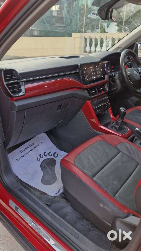 Skoda Kushaq Monte Carlo 1.0l Tsi Mt, 2022, Petrol