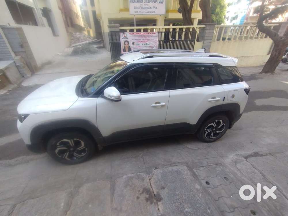 Maruti Suzuki Brezza 2022 Petrol 35000 Km Driven