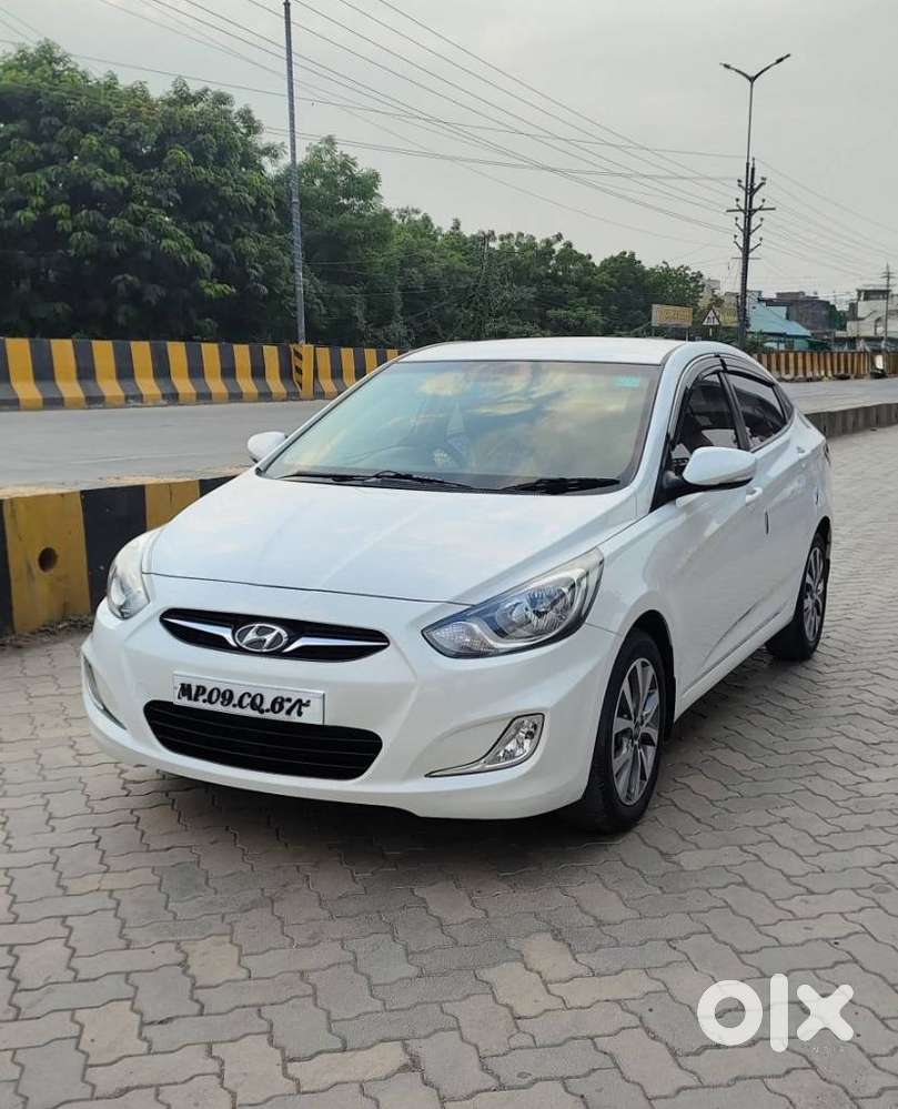 Hyundai Verna 1.4 Cx, 2015, Petrol