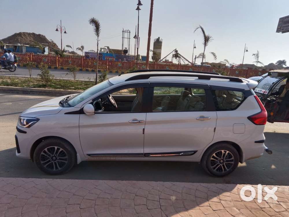 Maruti Suzuki Ertiga 1.5 Zxi, 2025, Cng & Hybrids