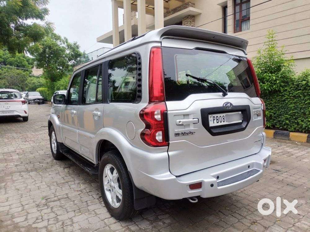 Mahindra Scorpio 1.99 S10, 2016, Diesel