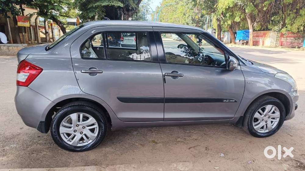 Maruti Suzuki Dzire 1.2 Zxi, 2014, Petrol