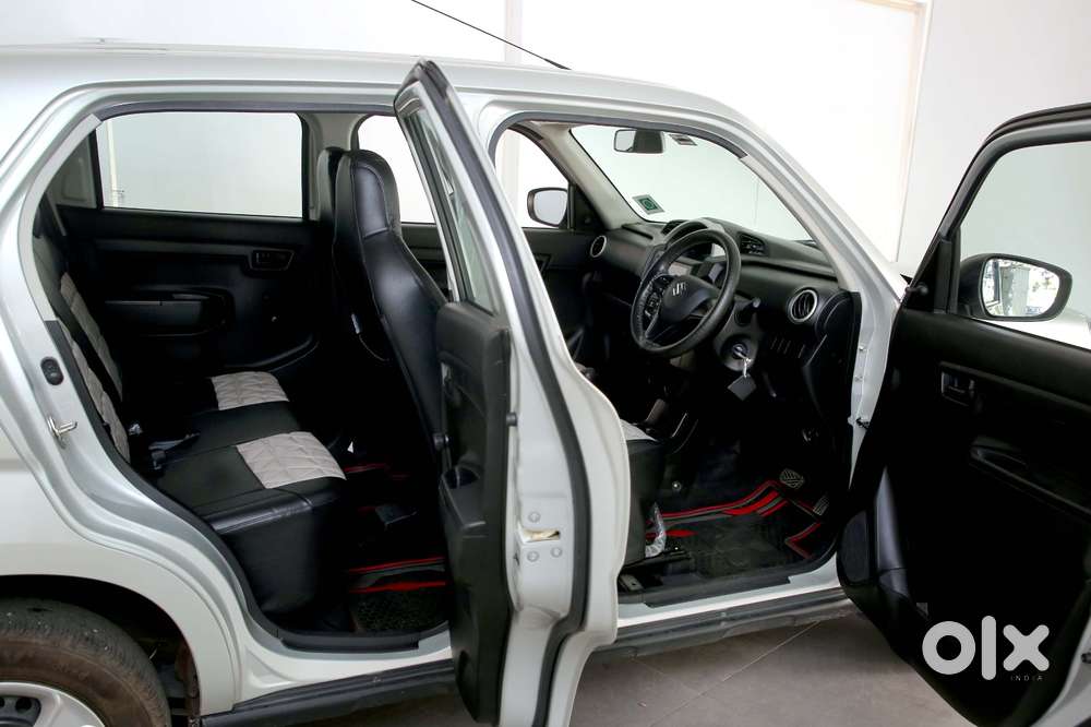 Maruti Suzuki S-presso Vxi Plus, 2022, Petrol