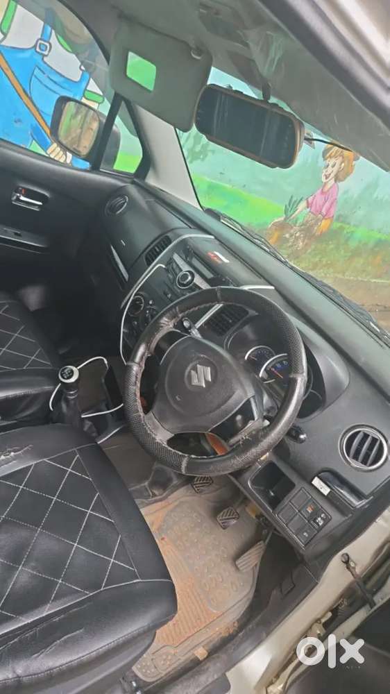 Maruti Suzuki Wagon R Stingray 2015 Petrol Well Maintained