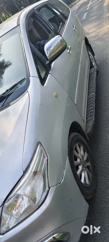 Toyota Innova 2011 Diesel 160000 Km Driven