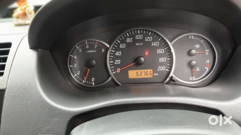 Maruti Suzuki Swift Vxi Bsiv, 2011, Petrol
